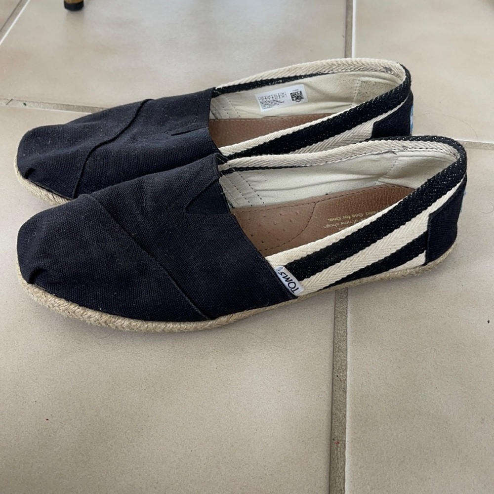 Tom’s originals b&w stripe w espadrille trim
